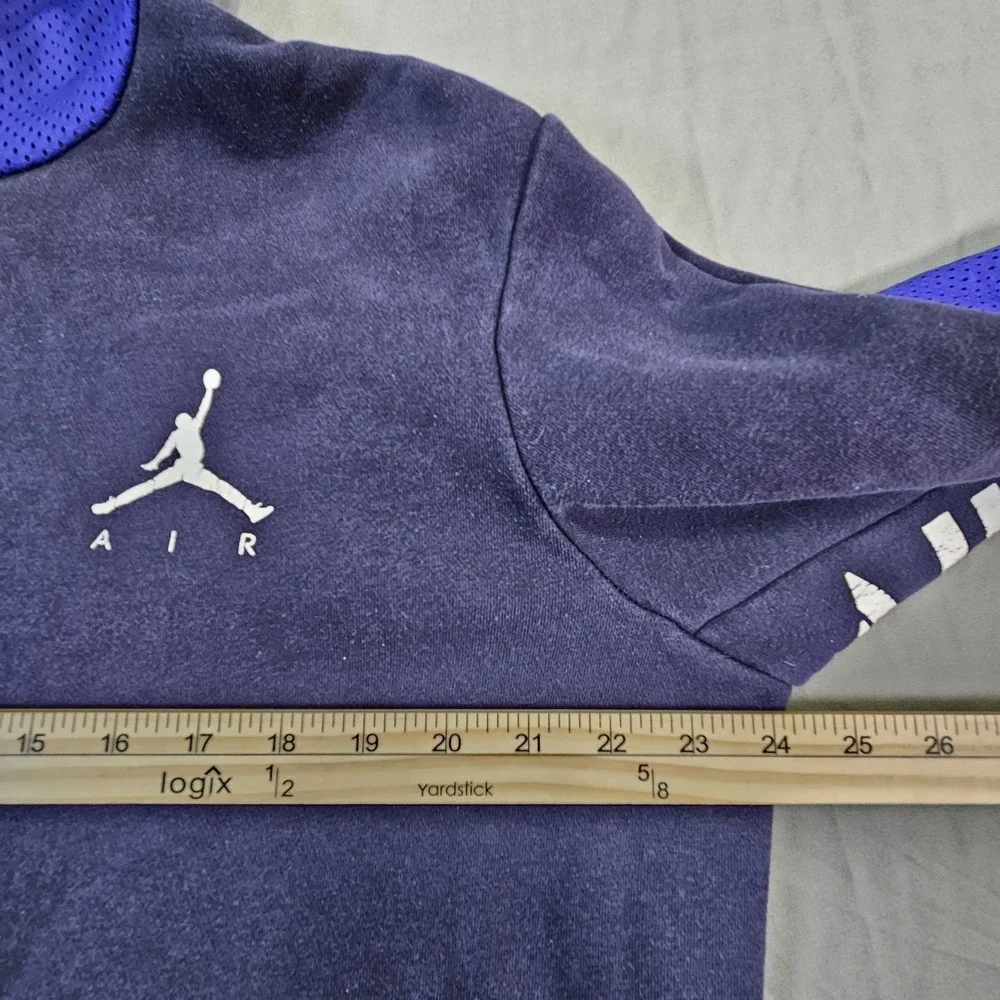 Air Jordan Sweatshirt Mens Large Air Jordan Logo Contrasting Colors Blue